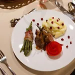 阿尔宾高级酒店 酒店 3*